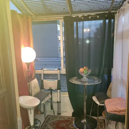 De Luxe